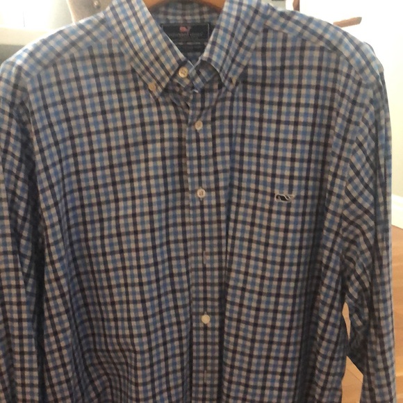 Vineyard Vines classic check. In very good condition. Hardly ever worn. - Picture 1 of 5
